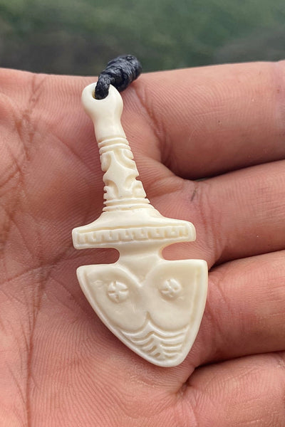 Marquesan war club necklace