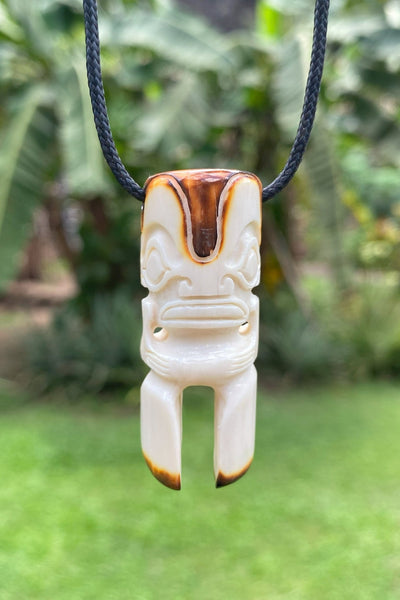 Tiki necklace - Cannibal Art