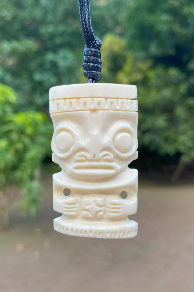 Tiki necklace - Cannibal Art