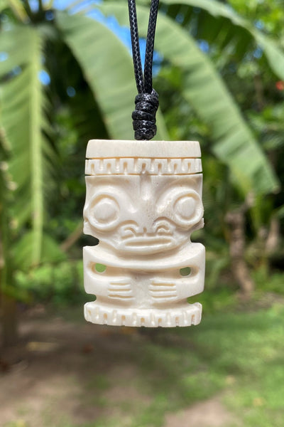 Tiki necklace - Cannibal Art