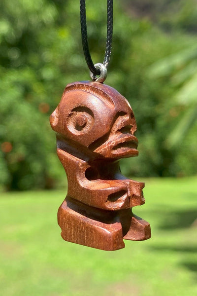 Tiki necklace - Cannibal Art