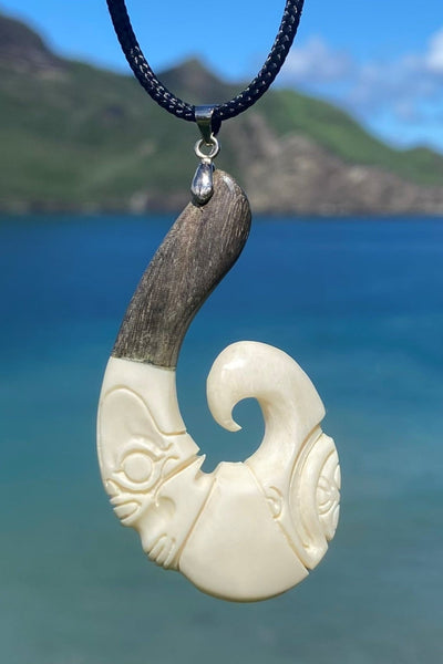 Tiki's hook necklace - Cannibal Art