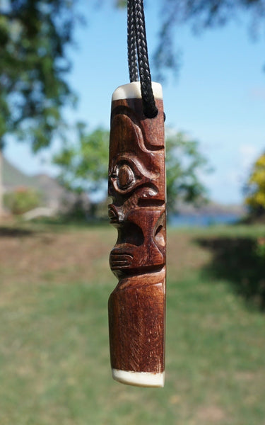 Black & white Tiki necklace - Cannibal Art