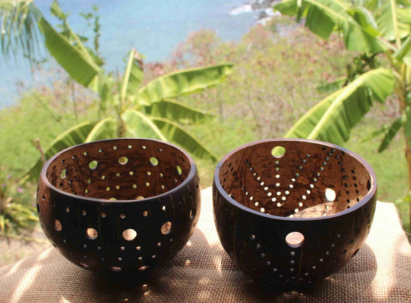 Coconut candle holder - Tahia - Cannibal Art