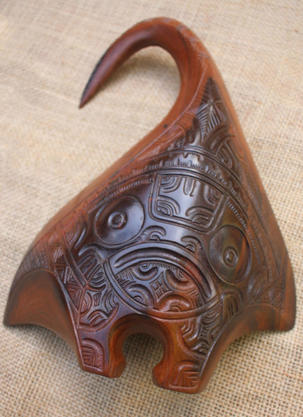 Haha Ua (Manta ray) - Cannibal Art
