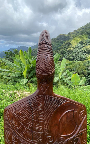 Hoe Kikutu Manu (Traditional Canoe Paddle) - Cannibal Art