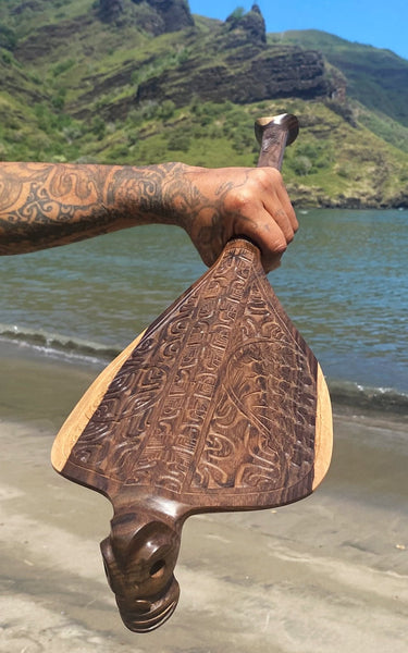 Hoe Poko Tiki (Canoe Paddle) - Cannibal Art