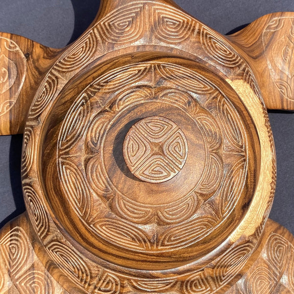 Honu Bowl - Cannibal Art