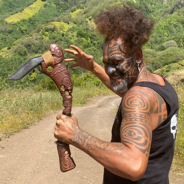 Kee toki (Stone adze) - Cannibal Art