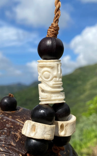 Kete ipu ehi (Coconut bag) - Cannibal Art