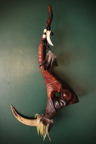 Koueva (Warrior's hanger) - Cannibal Art