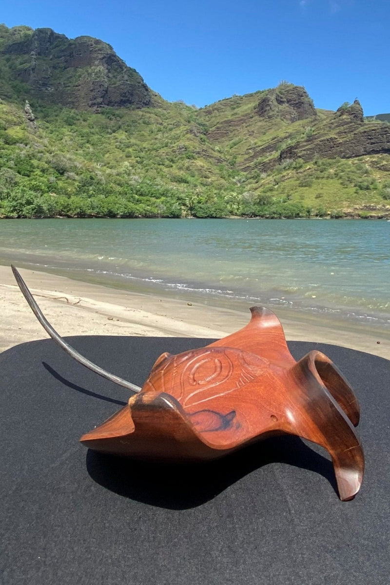 Marquesan manta ray – Cannibal Art