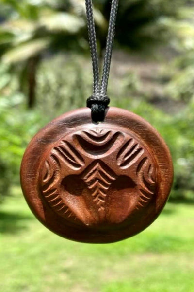 Manu necklace - Cannibal Art