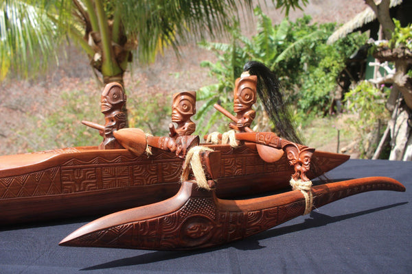 Marquesan canoe (Vaka) - Cannibal Art