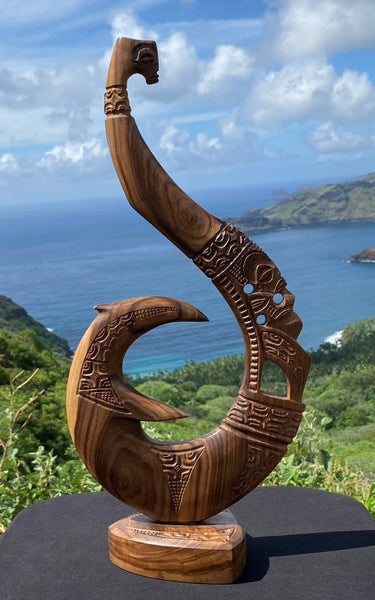 Marquesan fish hook - Cannibal Art