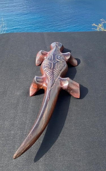 Marquesan Gecko Sculpture - Cannibal Art