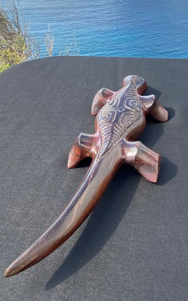 Marquesan Gecko Sculpture - Cannibal Art