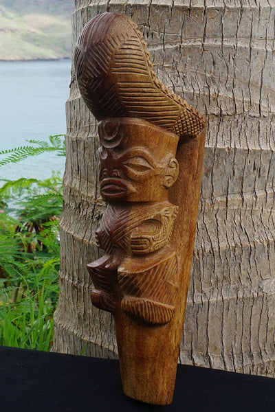 Marquesan stilt step - Cannibal Art