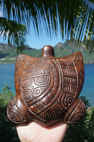 Marquesan turtle (Honu) - Cannibal Art