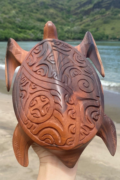 Marquesan turtle (Honu) - Cannibal Art