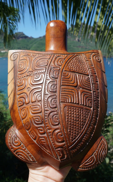 Marquesan turtle (Honu) - Cannibal Art