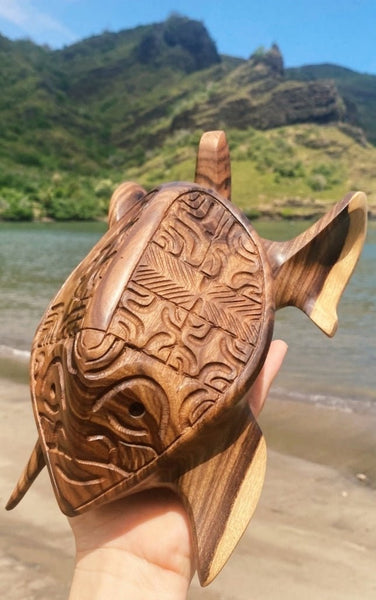 Marquesan turtle (Honu) - Cannibal Art