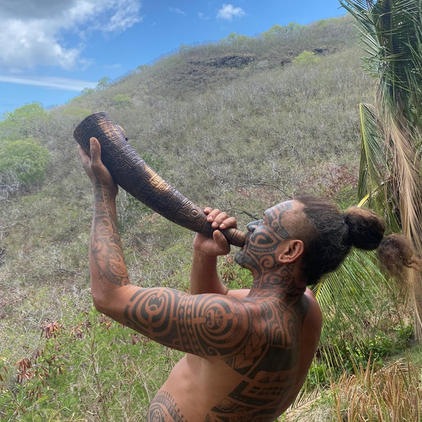 PU (signaling horn) - Cannibal Art