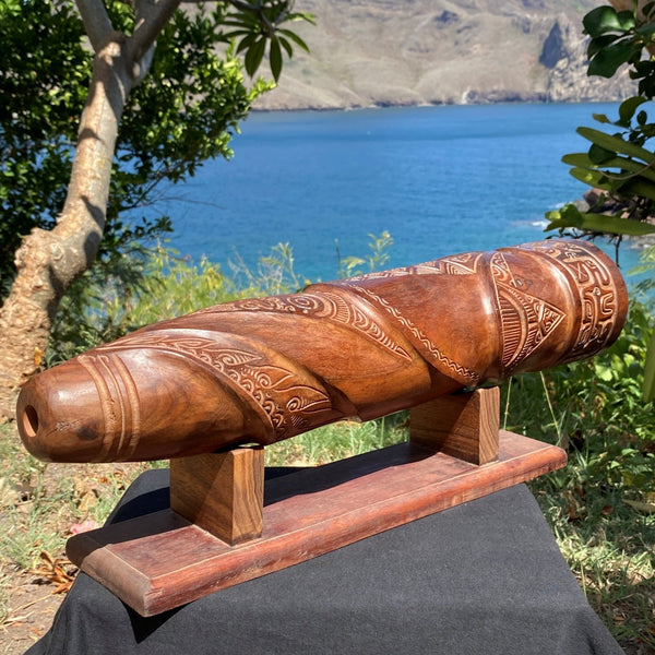 PU (signaling horn) - Cannibal Art