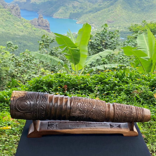 PU (signaling horn) - Cannibal Art