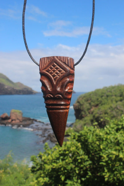Taa koi necklace - Cannibal Art