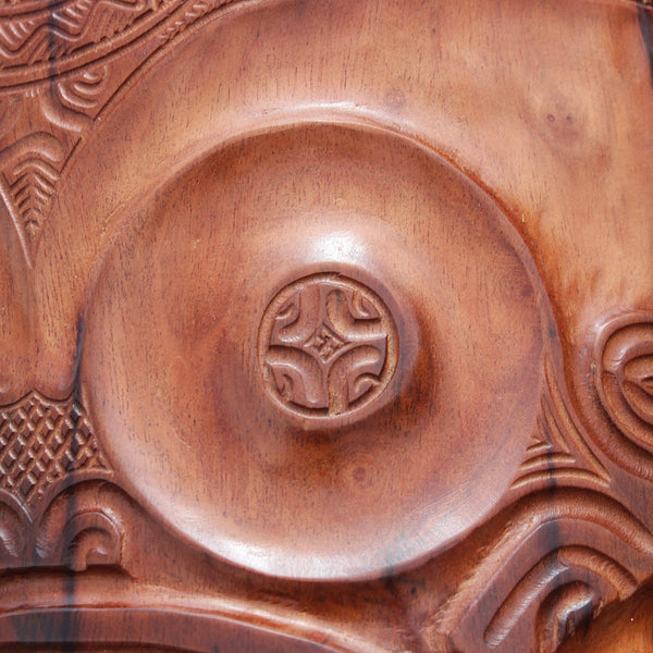 Tiki Mask (Tiki holding a child) - Cannibal Art