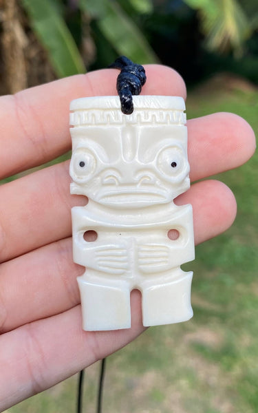 Tiki necklace - Cannibal Art
