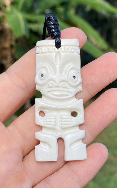 Tiki necklace - Cannibal Art