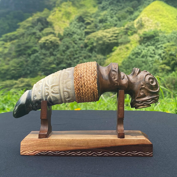 Tiki smoking pipe - Cannibal Art