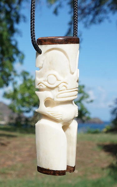 Tiki Tuhuka necklace - Cannibal Art