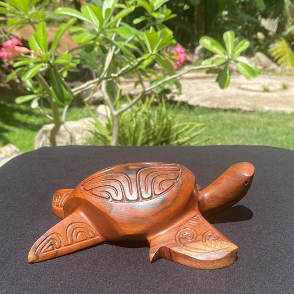 Turtle (Honu) - Cannibal Art