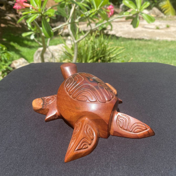Turtle (Honu) - Cannibal Art