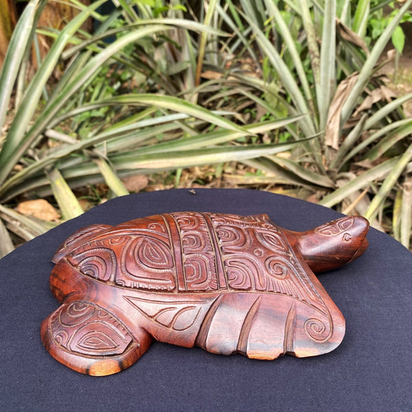 Turtle (Honu) - Cannibal Art