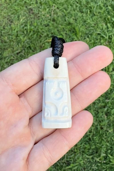 Etua Necklace