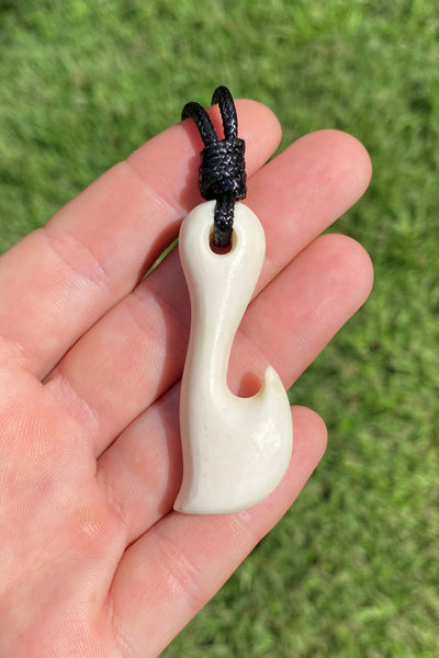 Hook Necklace