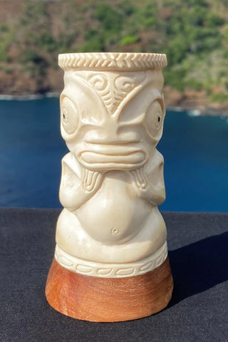 Tiki candle holder