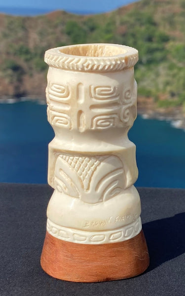 Tiki candle holder