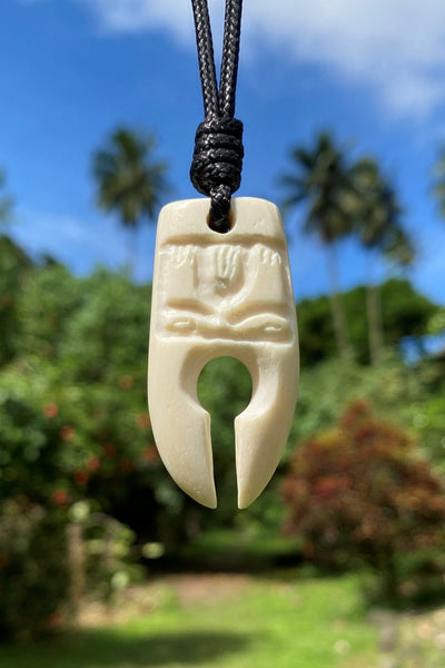 Etua Necklace - Cannibal Art