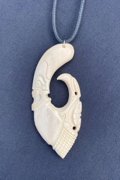 Hook necklace - Cannibal Art