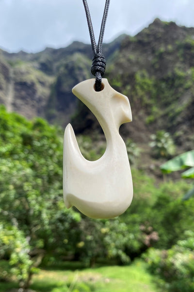 Hook Necklace - Cannibal Art