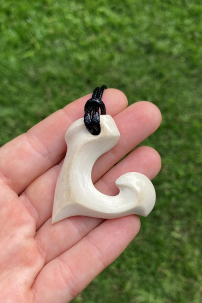 Hook Necklace - Cannibal Art