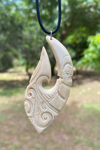 Hook necklace - Cannibal Art