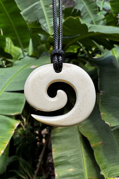Koata - Spiral Bone Necklace - Cannibal Art