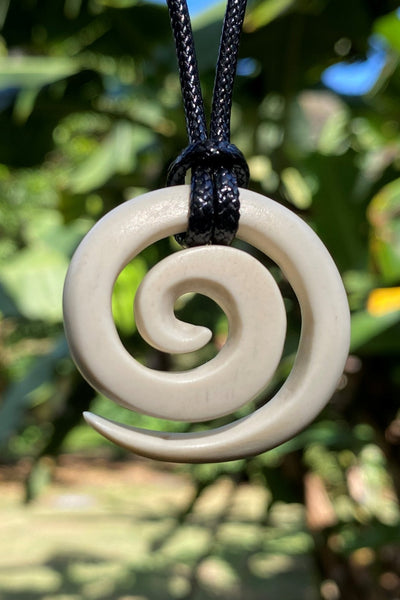Koata - Spiral Bone Necklace - Cannibal Art