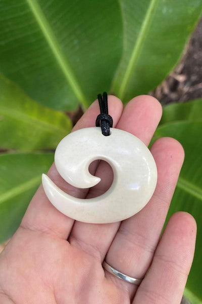 Koata - Spiral Bone Necklace - Cannibal Art